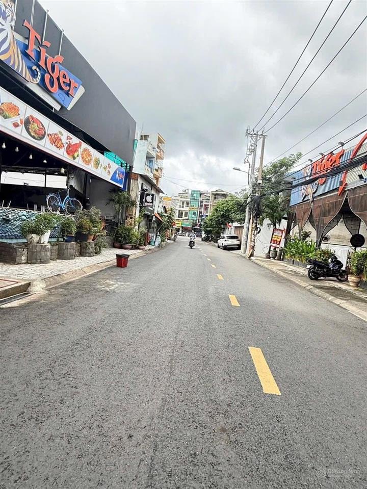 * giá 6,3 tỷ (tl) * bán đất đường số 7. phường linh trung. hẻm nhựa xe hơi.