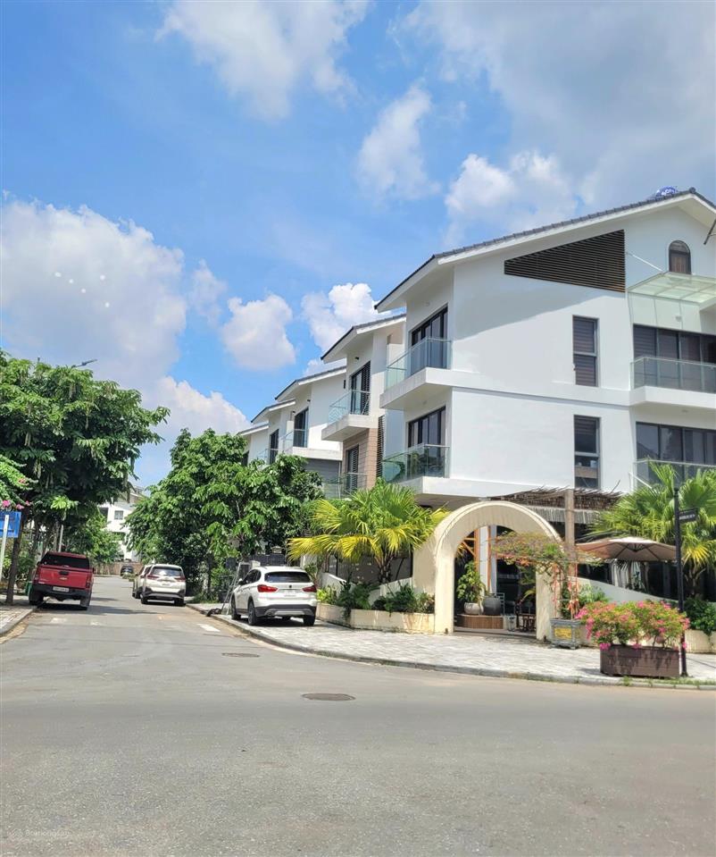 Biệt thự an vượng dương nội ngay công viên thiên văn học 189m32 tỷ 0962 797 ***