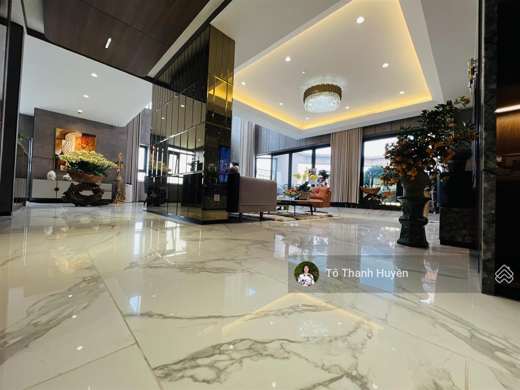 Sốc sky villas riêng biệt thự trên không có sân vườn & hồ cá koi riêng giữa lòng hà nội