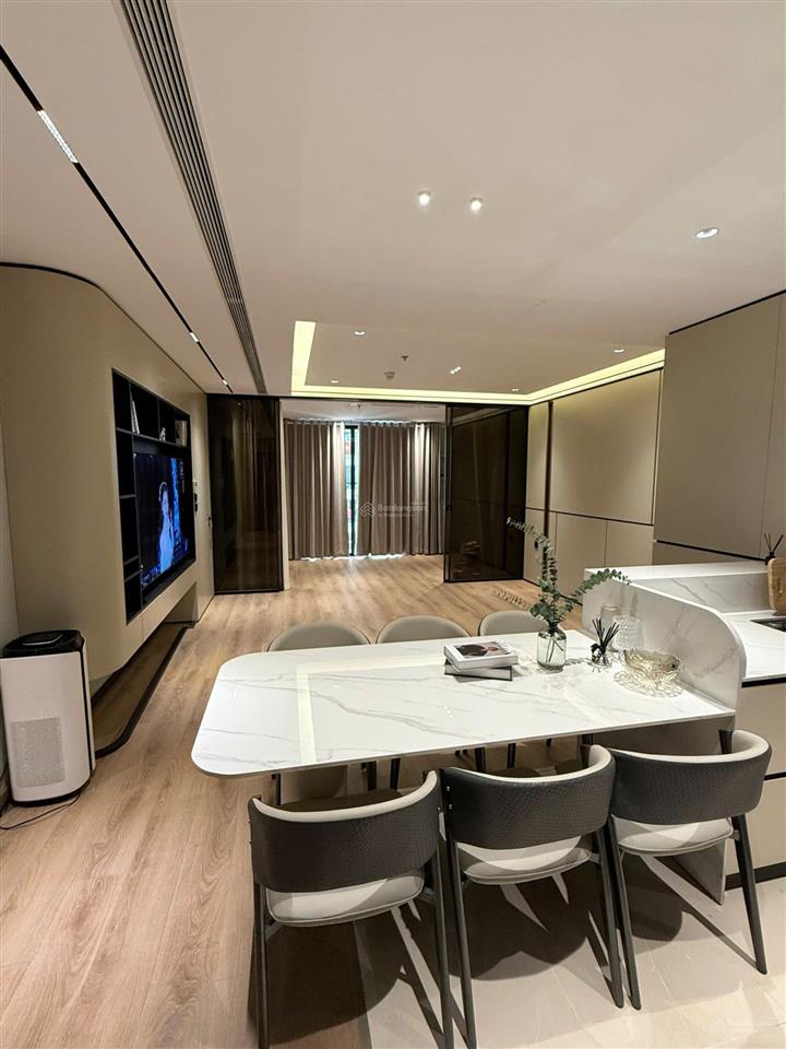 Bán căn hộ 3 ngủ 109 m2 view thoáng tại times city chỉ với 9,4 tỷ