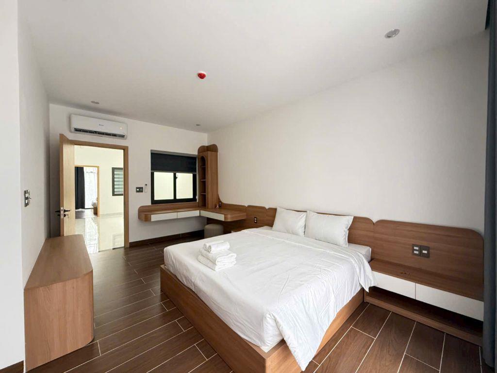 13tỷ/240m2 sàn.Nhà đường Trịnh Lỗi, 3 tầng,4 P ngủ,khu Nam Việt Á, sát BV 600 giường.