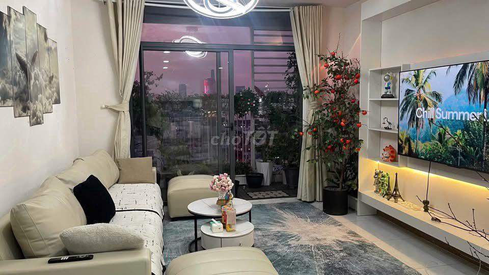 Căn góc 102m2 view xem Pháo Hoa, 3pn nội thất cao cấp