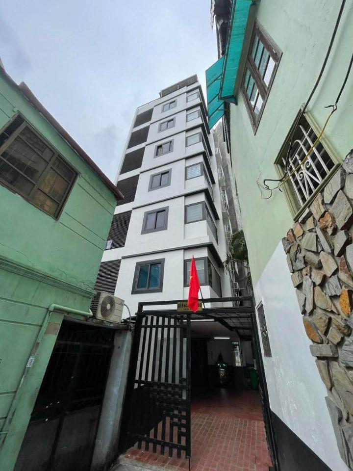 Apartment Núi Trúc 220M2 8 Tầng 58 Tỷ Ô TÔ Tránh Đỗ 3 Thoáng Dòng Tiền tốt