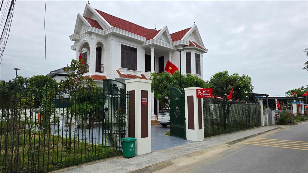 CẦN BÁN BIỆT THỰ ĐẸP – GIÁ ĐẦU TƯ TỐT – Thị trấn Hoàn Lão, H. Bố Trạch, T. Quảng Bình