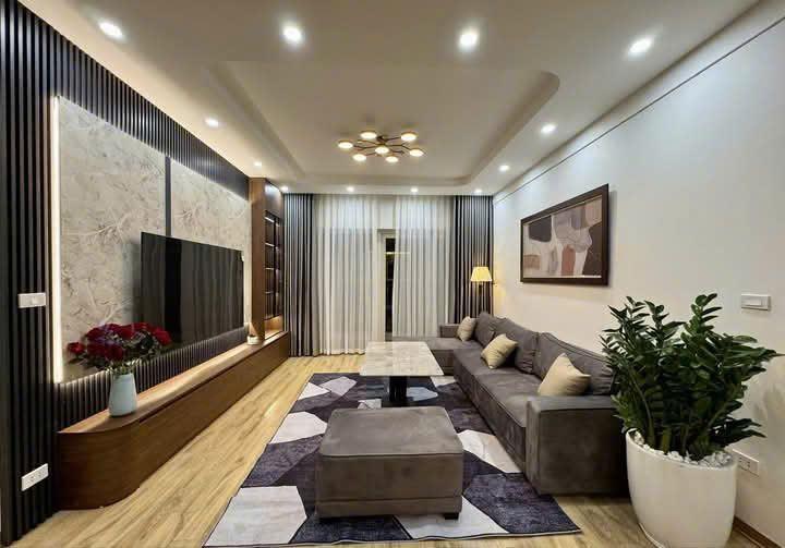 Bán căn hộ chung cư 4 phòng ngủ Khu ngoại giao đoàn – 156m2 – căn góc – giá tốt.