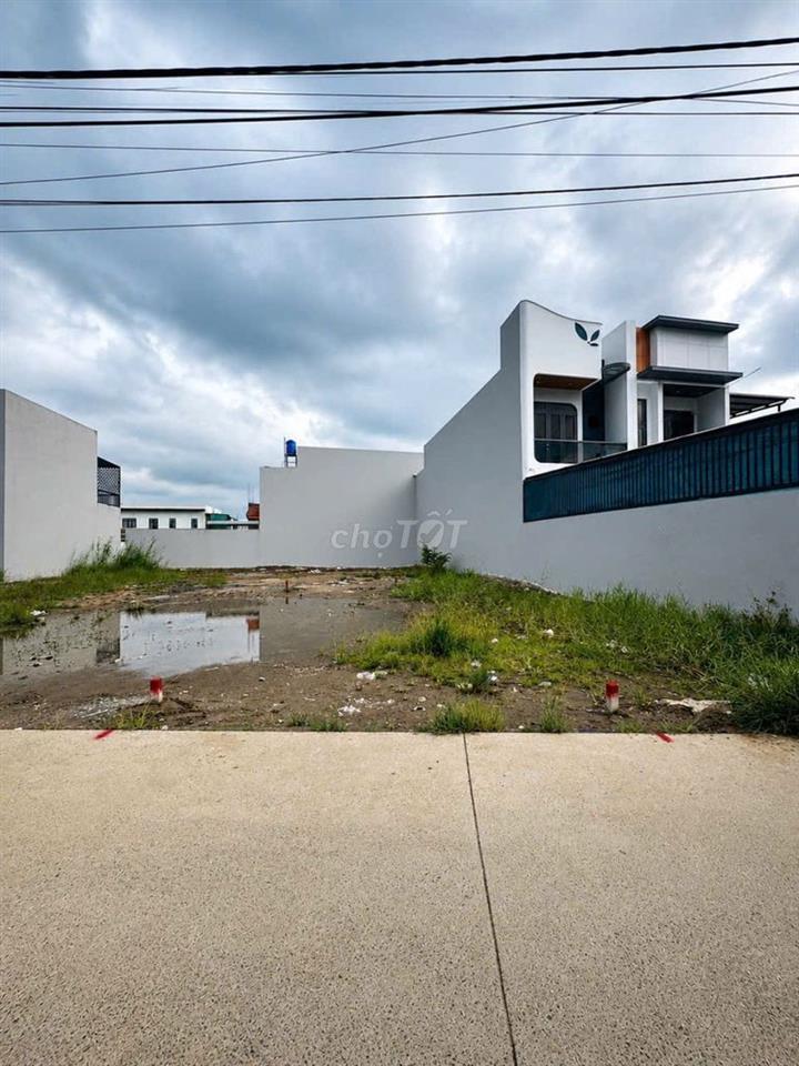 Bán lô đất ngay trường mẩu giáo 154m2 full thổ cư, đường 5m.