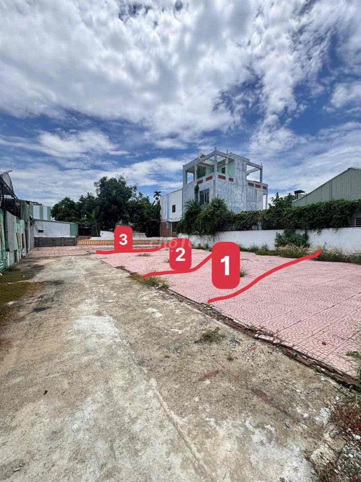Продаётся участок, 84 м², Cẩm Lệ