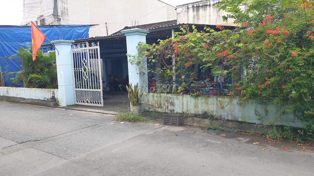 HOT- Bán gấp nhà kho DT 400m2 1/Trần Văn Mười,gần chợ Đại Hải H-Môn