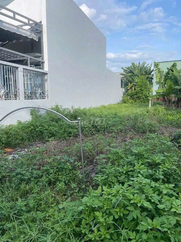 HÀNG NGỘP THỞ - CHỈ 850 CỦ CÓ NGAY 142.7M2 ĐẤT TÂN PHÚ TRUNG!