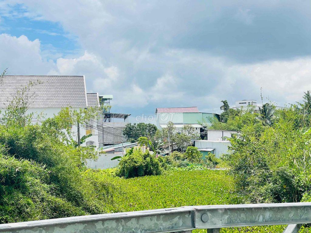 BÁN NỀN 108M² THỔ CƯ – GẦN TRƯỜNG ĐH NAM CẦN THƠ – LỘ 5M VIEW RẠCH