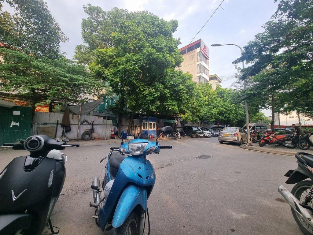 Bán đất đường Kim Giang 100m2, mặt tiền 10m ô tô tránh quy hoạch ổn định giá 30 tỷ