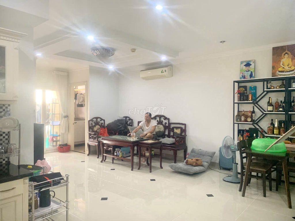 Tôi bán Bàu cát 2 3Pn 80m2, Tầng Giữa Nhà đẹp có sổ Hồng.