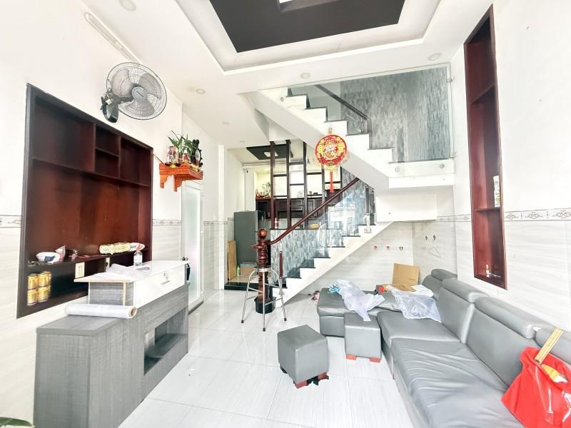 Bán nhà 4 tầng đường số 6, Linh Tây, Thủ Đức, TP HCM. DT 62m2, sổ hồng riêng. Giá 5,18