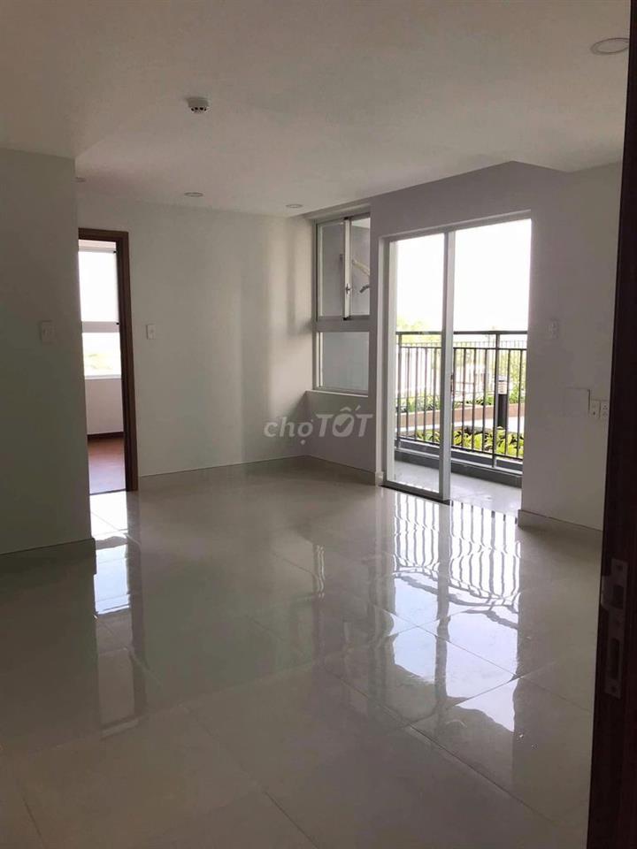 BÁN CĂN GÓC 2PN2WC 56M2 CÓ BAN CÔNG SAMSORA - Giá chỉ 1ty750