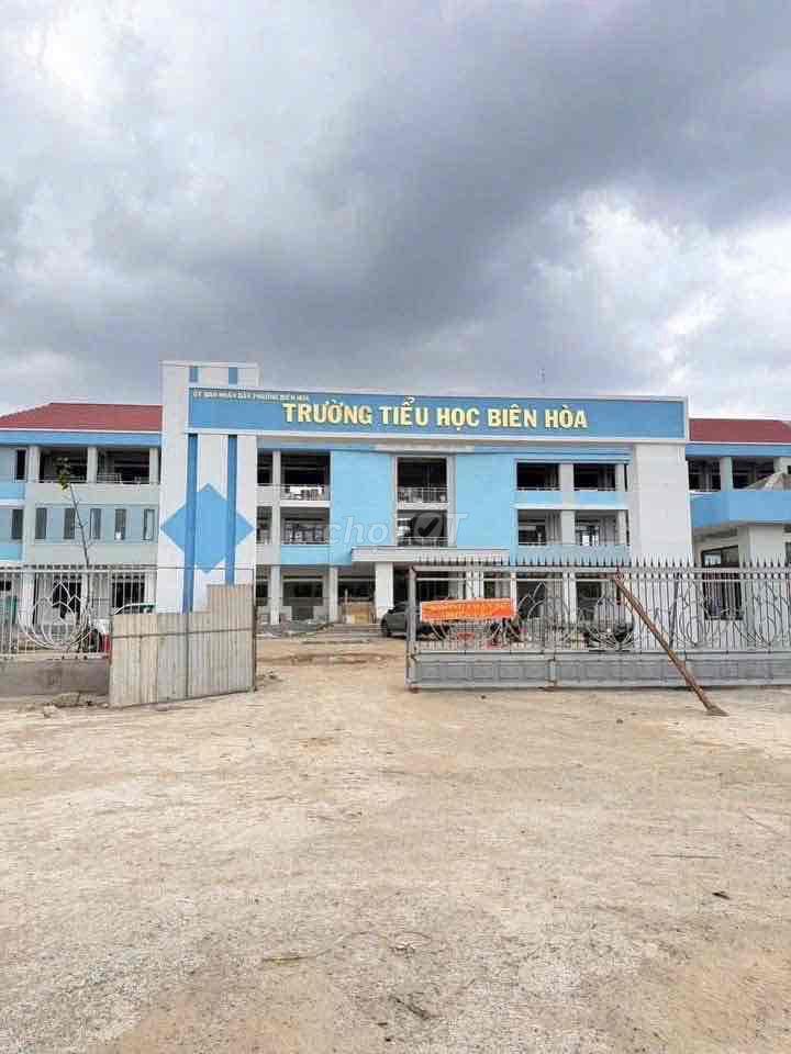 BÁN LÔ ĐẤT RỘNG GẦN TRƯỜNG HỌC P. BIÊN HÒA ( HÓA AN CŨ)