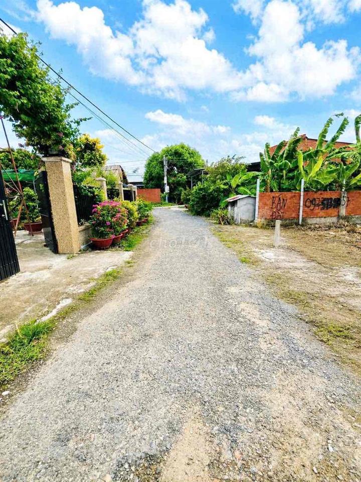 Đất Thổ Cư 5x20m Đường Nhựa KP Xóm Mới Phường Gò Dầu giá chỉ 449tr
