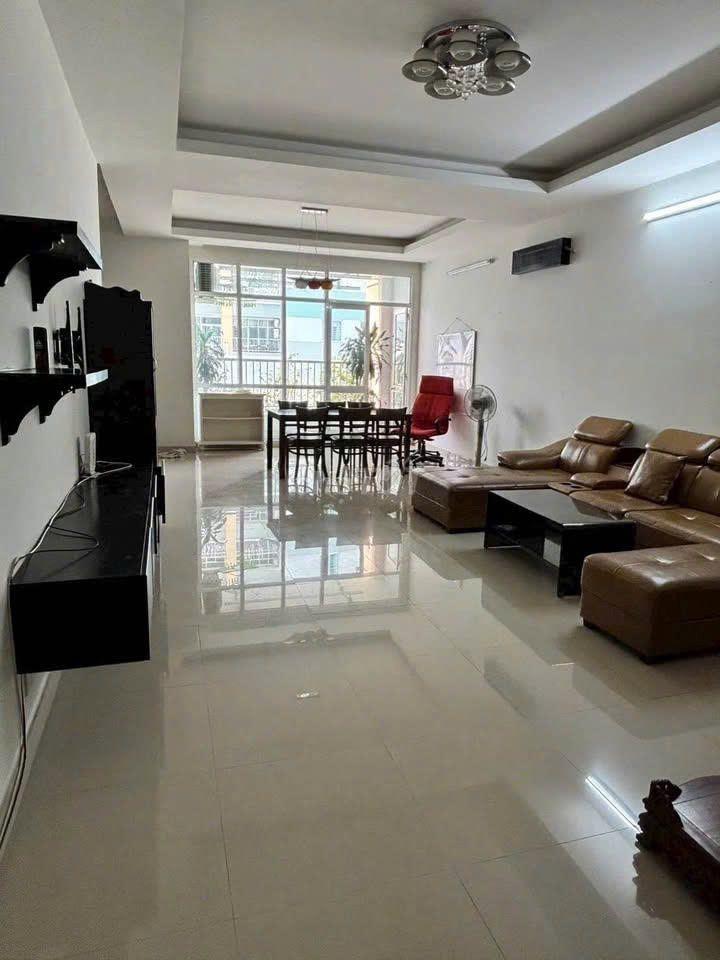 C/c Kim Tâm Hải-Q.12 full NT 2PN, 75m2 giá bán 1.9 tỷ cho thuê 9 tr/th