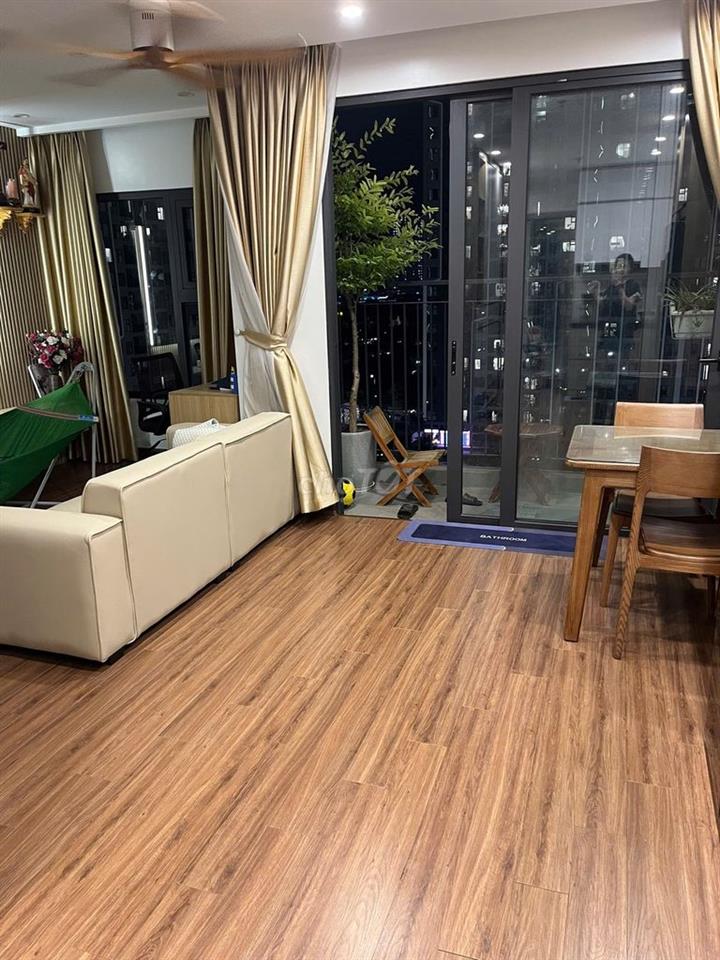 BÁN NHANH CĂN 2N1VS – VINHOMES SMART CITY 48M² – TẦNG TRUNG 3,35 TỶ
