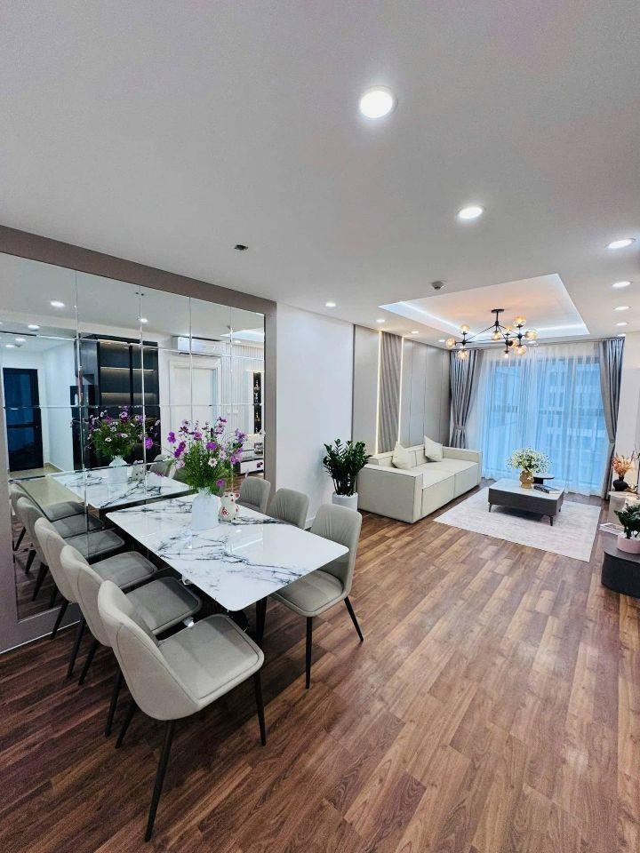 Bán gấp căn hộ chung cư Khu đô thị thành phố giao lưu – 2 ngủ ( 4,4 tỷ) và 3 ngủ ( 5,5 tỷ)