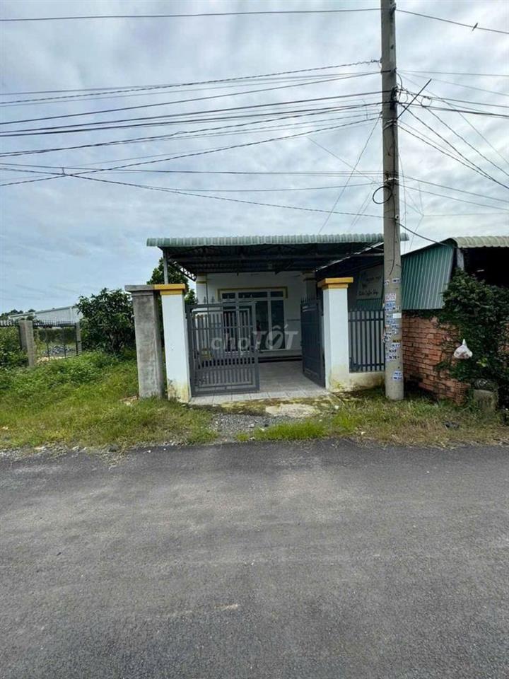 Vỡ nợ chủ cần bán căn nhà 123m2 đường Hà Văn Lao Tân An Hội Củ Chi
