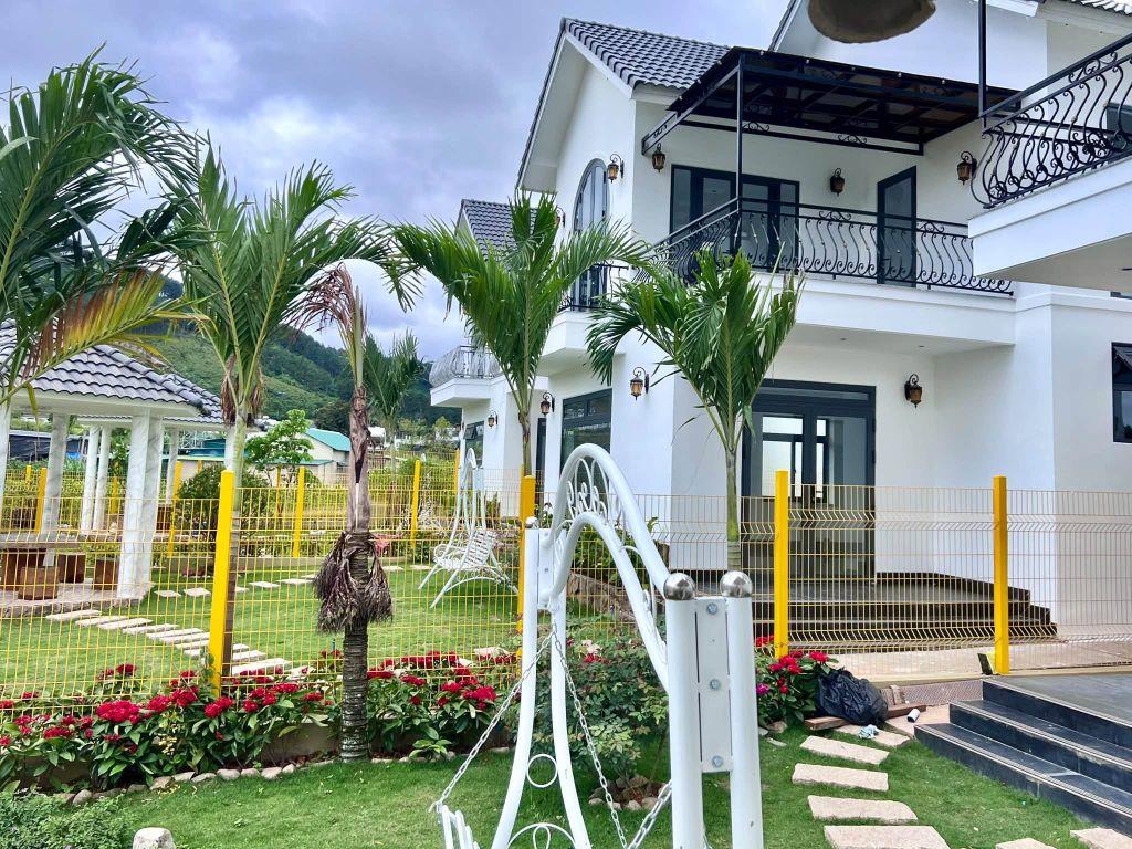 Cần Bán Biệt Thự Sân Vườn 416m², 3 Phòng Ngủ, Không Gian Sống Xanh