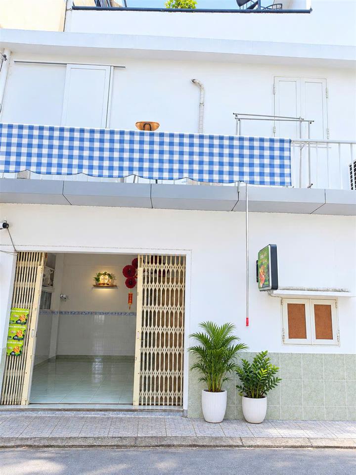 Nhà hẻm Ô tô Cộng Hòa, QUẬN TÂN BÌNH, 2 Tầng, 2 PN, 3.2 tỷ