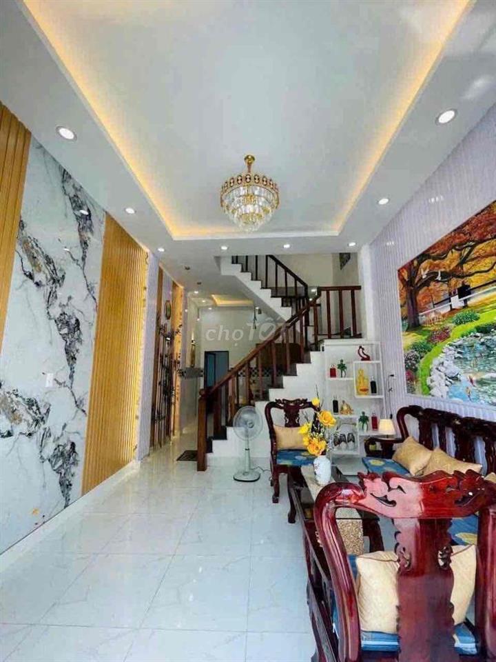 Chị Chủ Cần Bán Lổ Căn Nhà