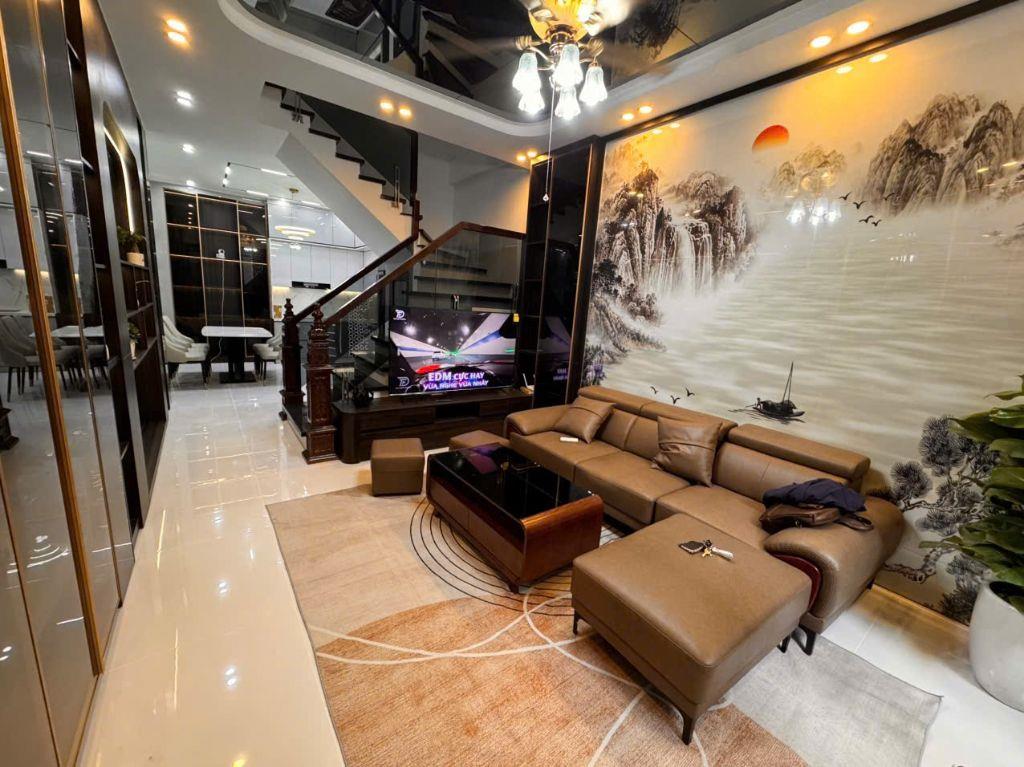 CHỦ CẦN BÁN GẤP NHÀ TÂN XUÂN, CHỦ ÁP LỰC TÀI CHÍNH – 45M² – 5 TẦNG – Ô TÔ – KINH DOANH