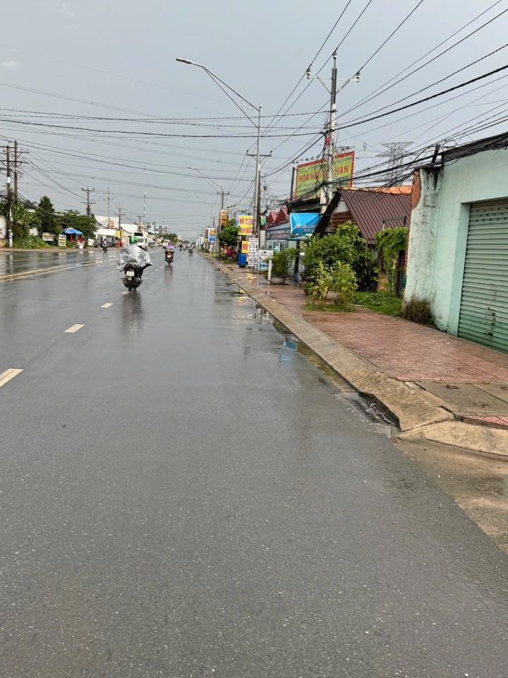 CHÍNH CHỦ BÁN GẤP LÔ ĐẤT LONG AN