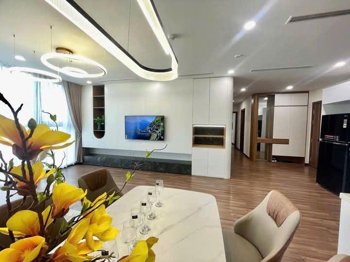 Chính chủ cần bán căn hộ chung cư Nam Cường ngõ 234 Hoàng Quốc Việt – 2PN và 3PN.