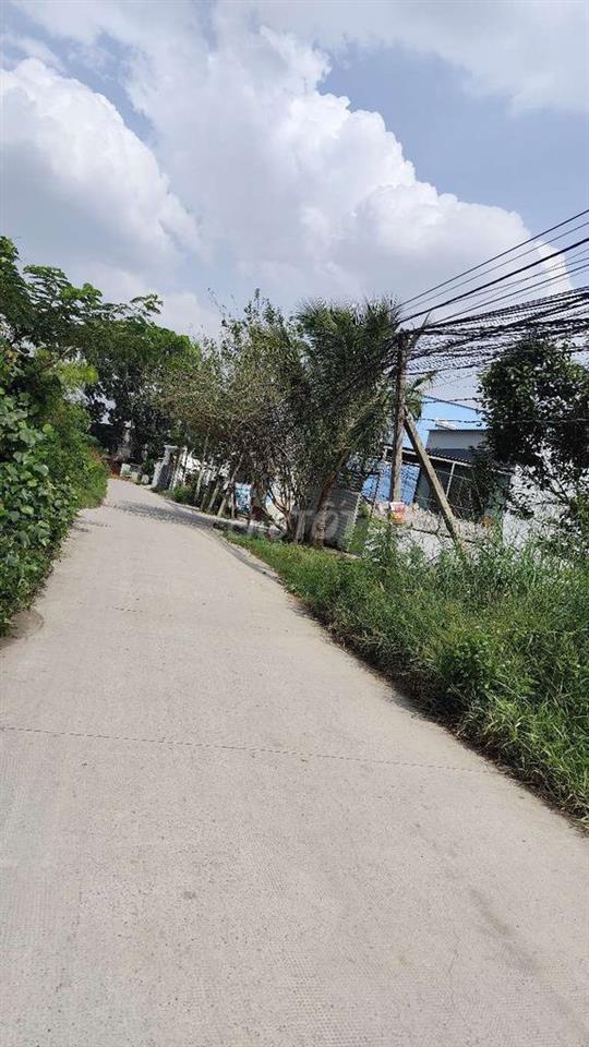 Cần bán gấp lô đất thổ cư 100m2/giá 700tr