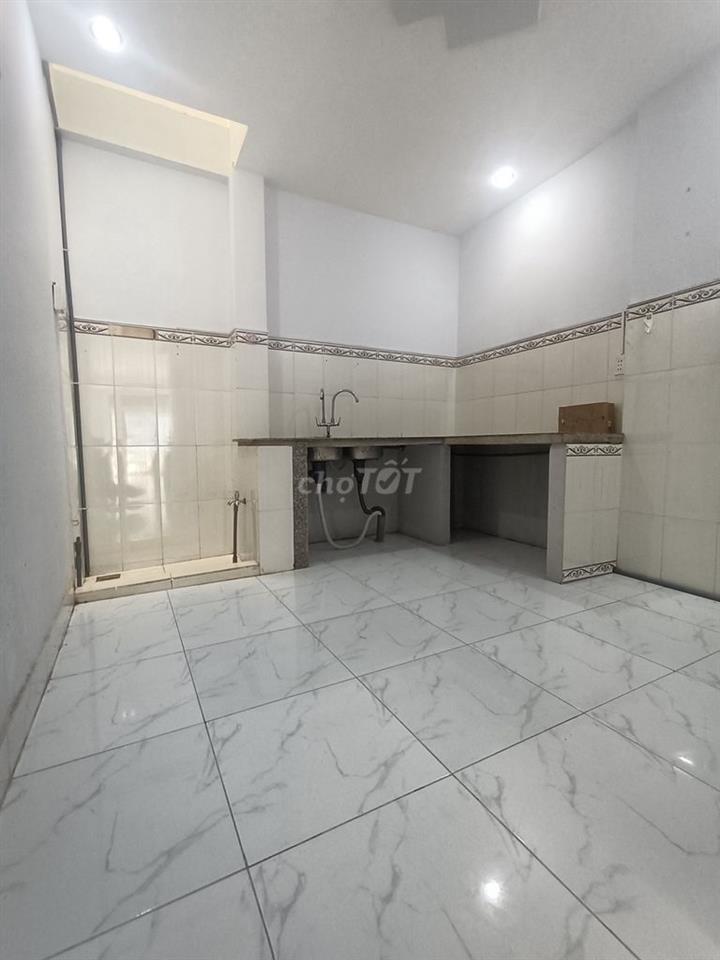 BÁN GẤP NHÀ 2 TẦNG TT VŨNG TÀU – 3 PHÚT RA BIỂN –