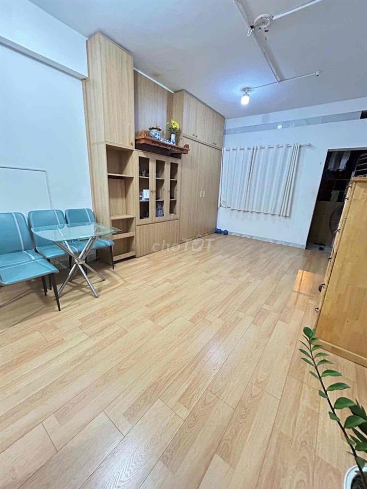 cc mặt tiền đường lê sát