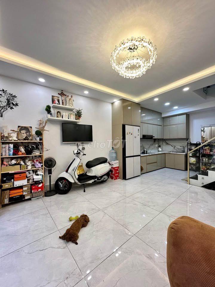nhà Huỳnh Tấn Phát, Quận 7, 65m², xe hơi đỗ cửa, gần phú mỹ hưng