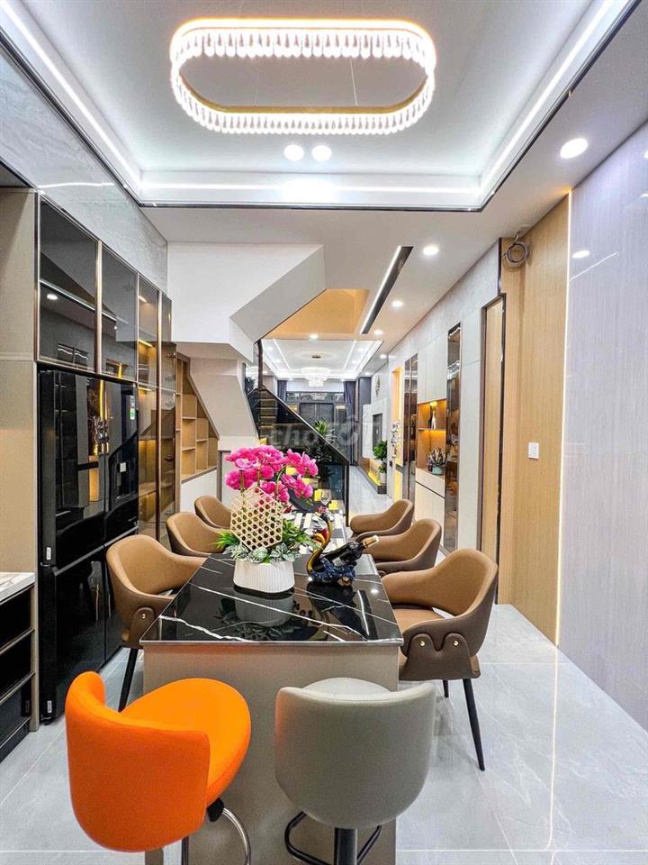 NHÀ PHỐ LUXURY – RA MẮT HÔM NAY 1 TRỆT 2 LẦU – NỘI THẤT CAO CẤP