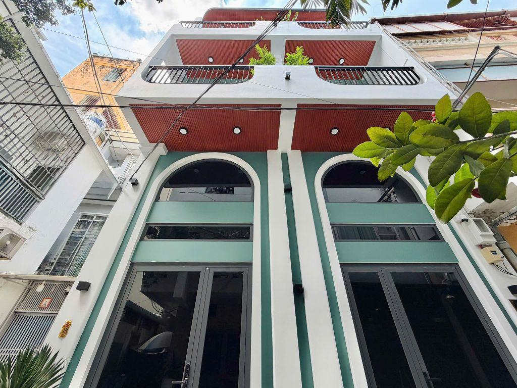 Bán Tòa CHDV Quận 3 (103m²) Giá 28.8 Tỷ, Dòng Tiền 110 Tr/Tháng