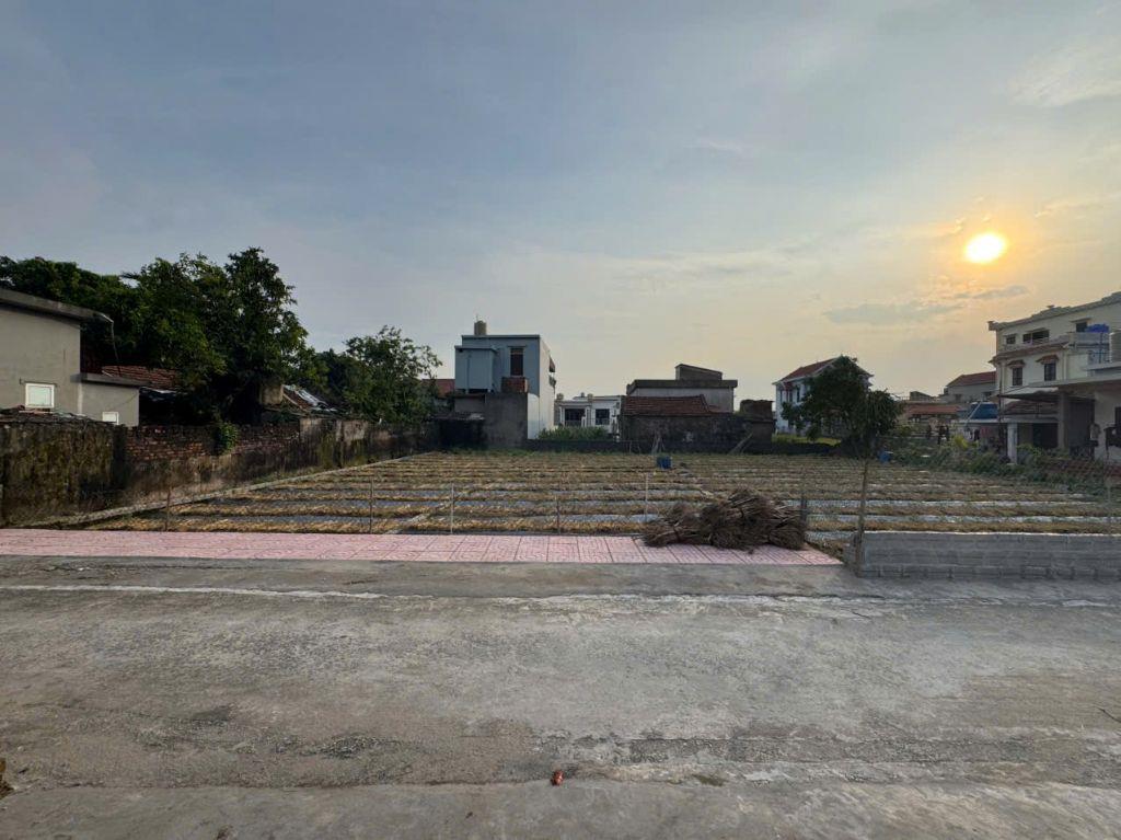Bán đất sát khu công nghiệp Vsip Nam Định 270m2 full giá nhỉnh 1 tỷ