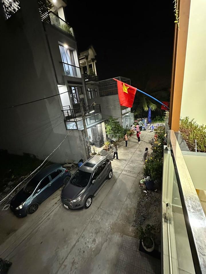 Bán Nhà riêng hẻm xe hơi phường Tân Tạo