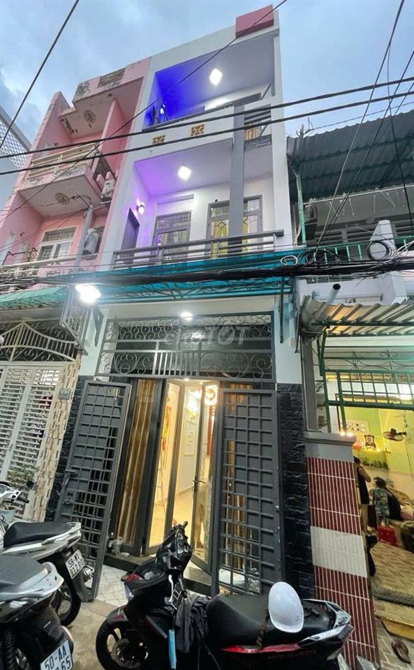 SIÊU PHẨM CỰC ĐỈNH - HẺM Ô TÔ 7 CHỖ MÀ CHỈ NHỈNH 6 ĐỒNG NHẸ
