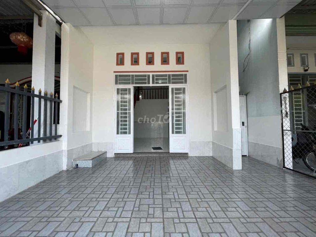 Nhà TDC Tân An , Thủ Dầu Một ,1 trệt 1 Lửng 3pn 3wc. ngang 5,5m