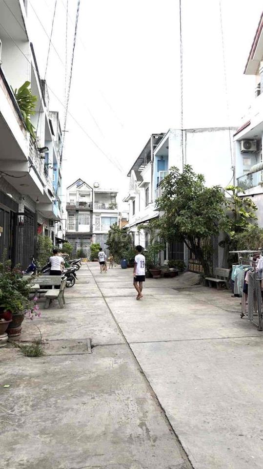 NHÀ NGỘP BÁN GẤP 59,6m2 - 2.6 tỷ
