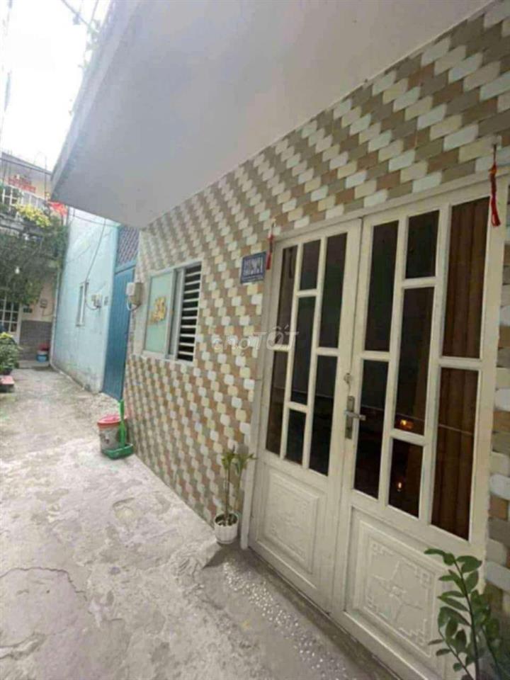 nhà 20m2,gần nhà trẻ,shr