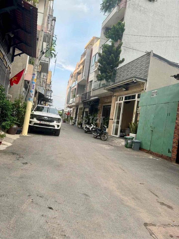 BÁN NHÀ LÊ VĂN QUỚI - BÌNH TÂN- HẺM XE HƠI- 2 TẦNG- 55M2 - NỞ HẬU
