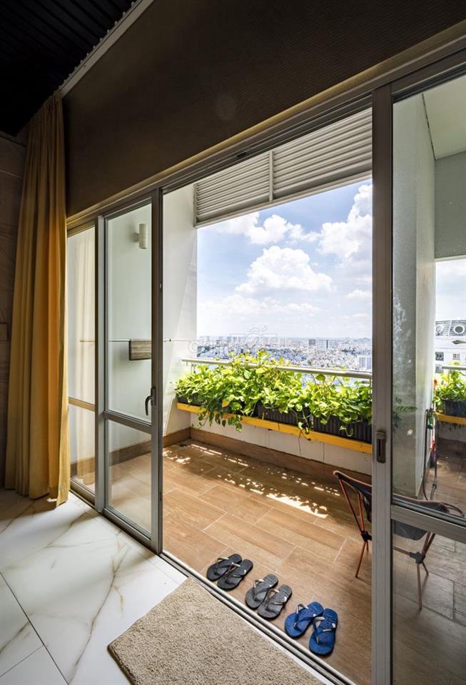 Bán căn hộ Lữ Gia, Quận 11, penthouse 180m2, 4PN, 9 tỷ, có sổ hồng