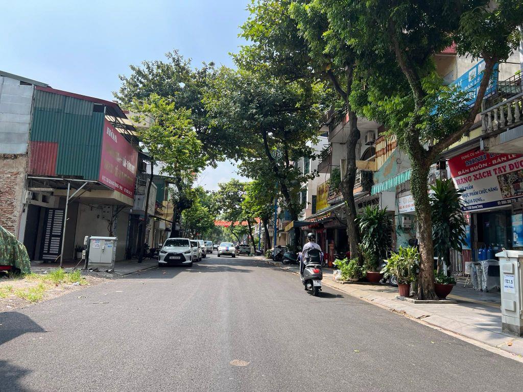 Bán 3 lô đất mặt phố Quang Trung, TP Hải Dương, 72.5m2 x 3 lô, mặt tiền 4.86m x 3 lô, chỉ hơn 5 tỷ