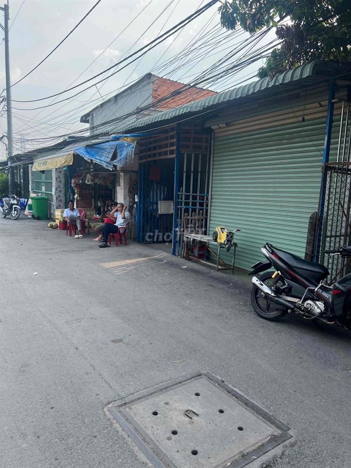 bán nhà cấp 4 tinh lộ 8 sát tân qui