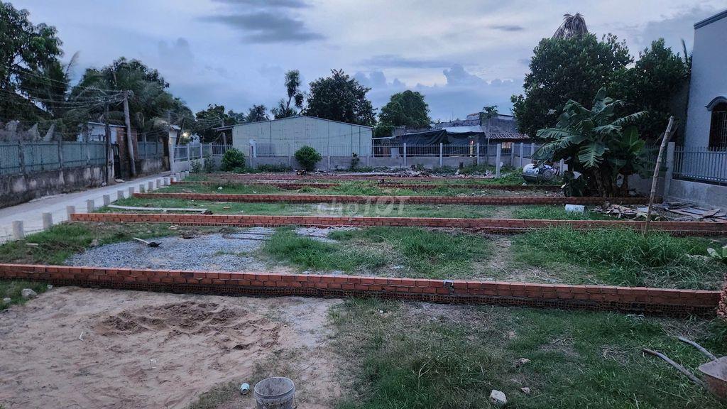 Bán đất đầu hẻm xe hơi, 51/1 Nguyễn Văn Chánh, Khánh Hậu, Tây Ninh