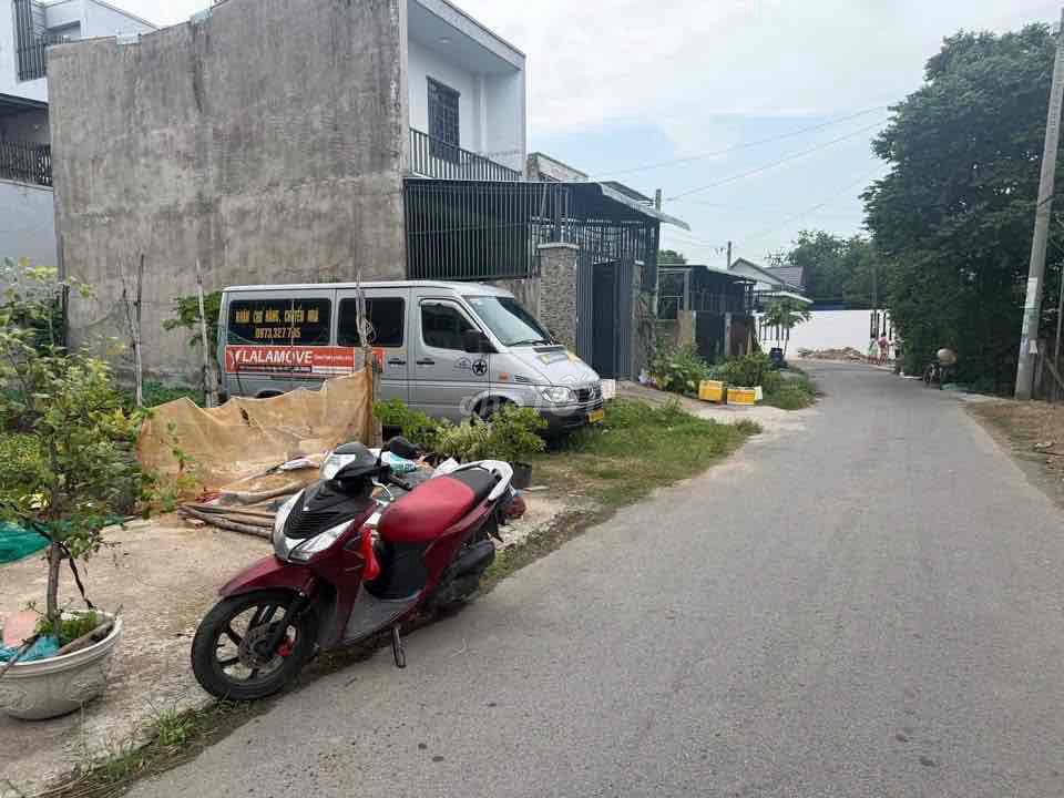 Bán lô đất đường nhựa xây dựng ngay ấp 1 tân thạnh đông,đường số 30