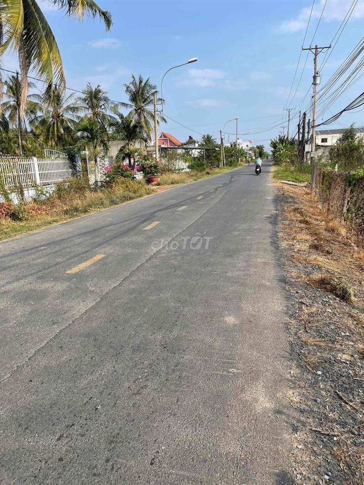 Chỉ 7,5 triệu/m2 - Đất mặt tiền DT835C full thổ cư, còn 01 lô ***