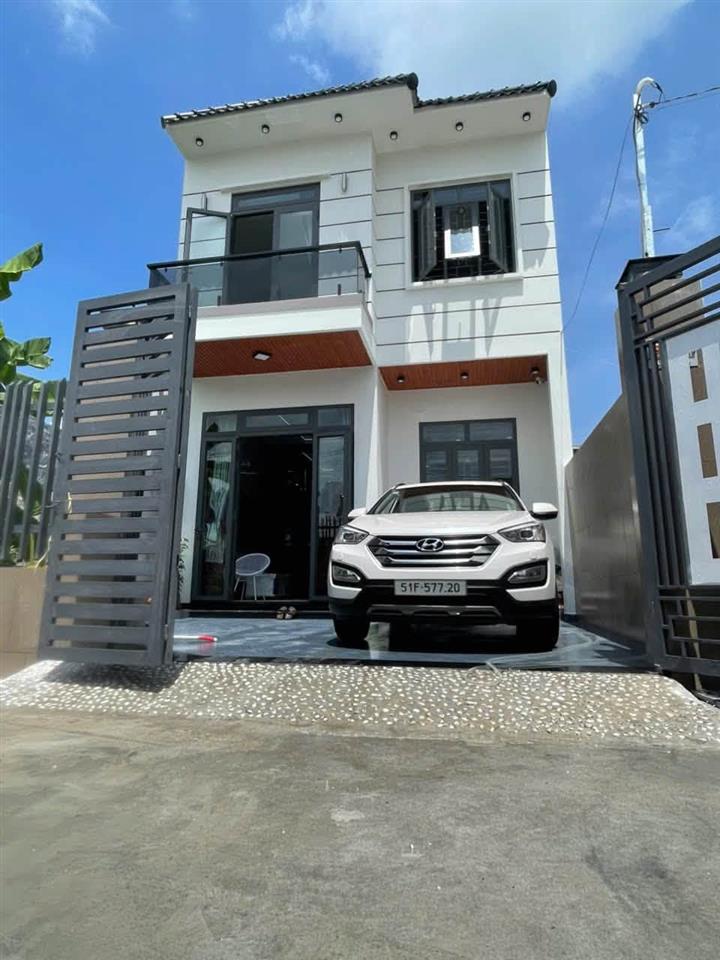Bán nhà 1 trệt 1 lầu 6x22m giá nhỉnh 5 tỷ Đường 6m Trịnh Thị Dối